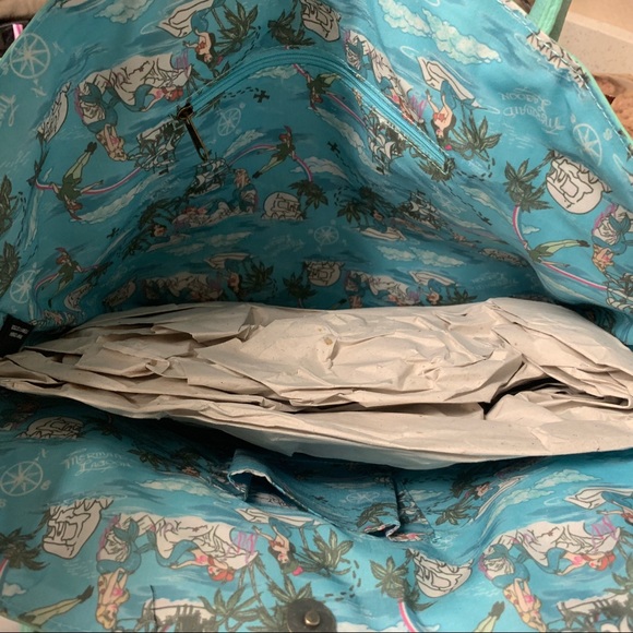 NWT HOT TOPIC DISNEY brand PETER PAN tote - One Of A Kind - Picture 7 of 7